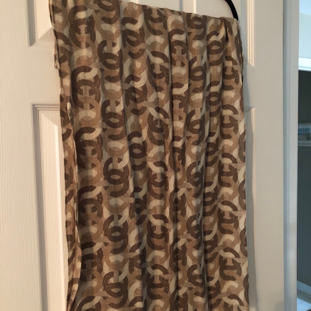 Coach Signature Scarf with a bit of bling